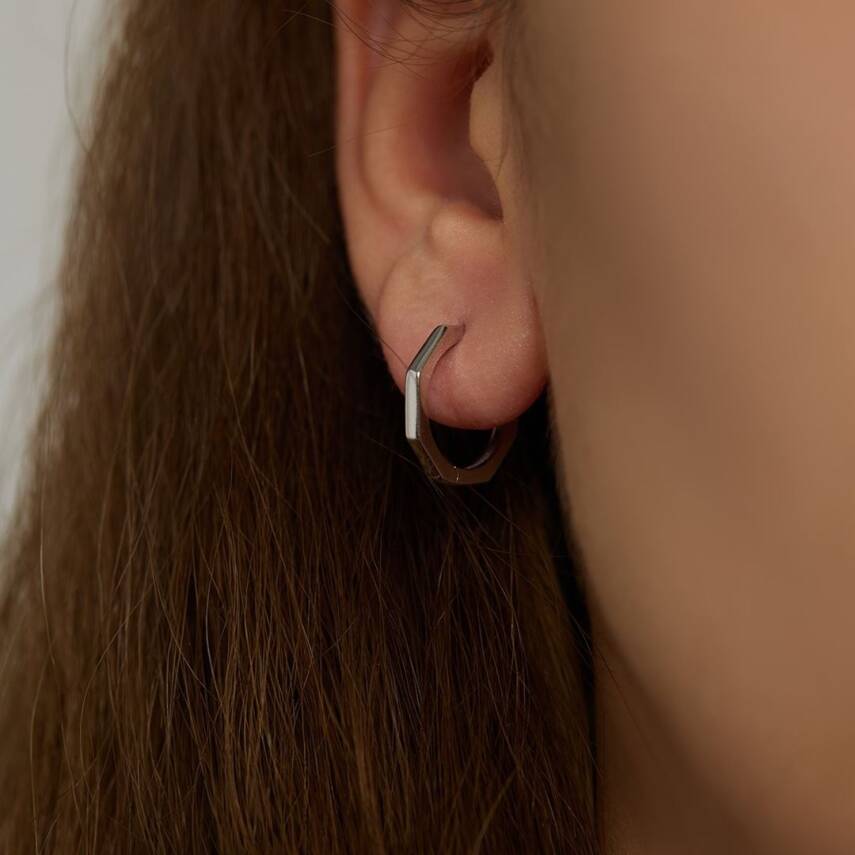 Altıgen Tasarım Beyaz Altın Küpe - 1