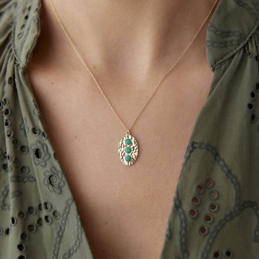 Altın Dövme Plaka Yeşil Taşlı Kolye - Semih Haşhaş Kuyumculuk (1)