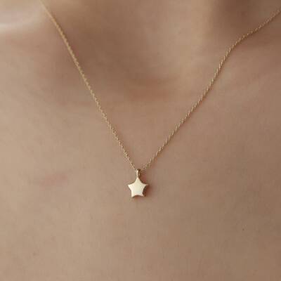 Altın Mini Bombeli Plaka Yıldız Kolye - 3