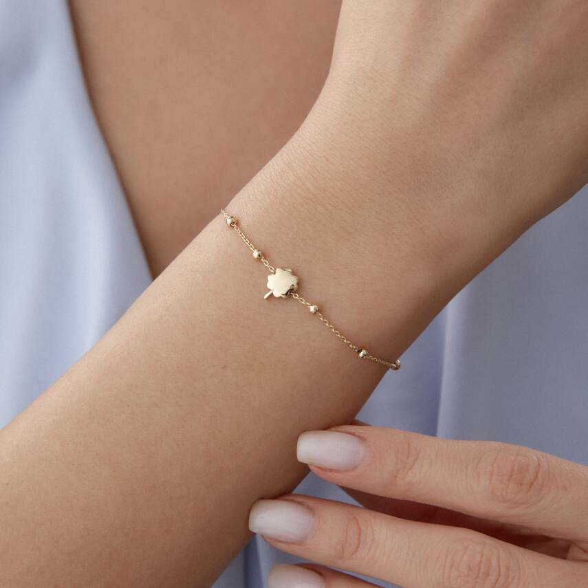 Altın Minimal Bombeli Yonca Bileklik - Semih Haşhaş Kuyumculuk