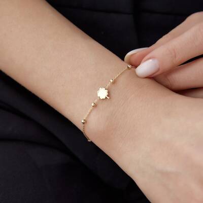 Altın Minimal Bombeli Yonca Bileklik - 2