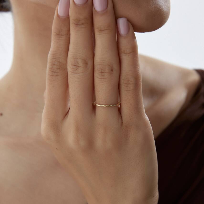 Altın Minimal Burgu Yüzük - Semih Haşhaş Kuyumculuk