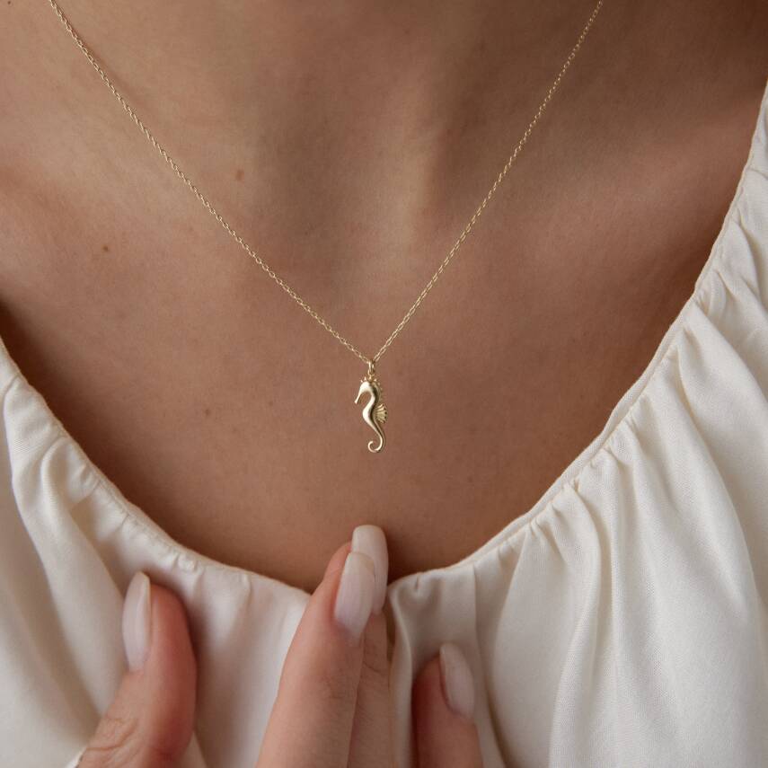 Altın Minimal Denizatı Kolye - Semih Haşhaş Kuyumculuk