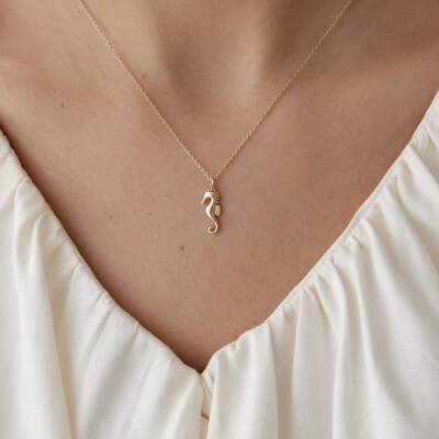 Altın Minimal Denizatı Kolye - 2