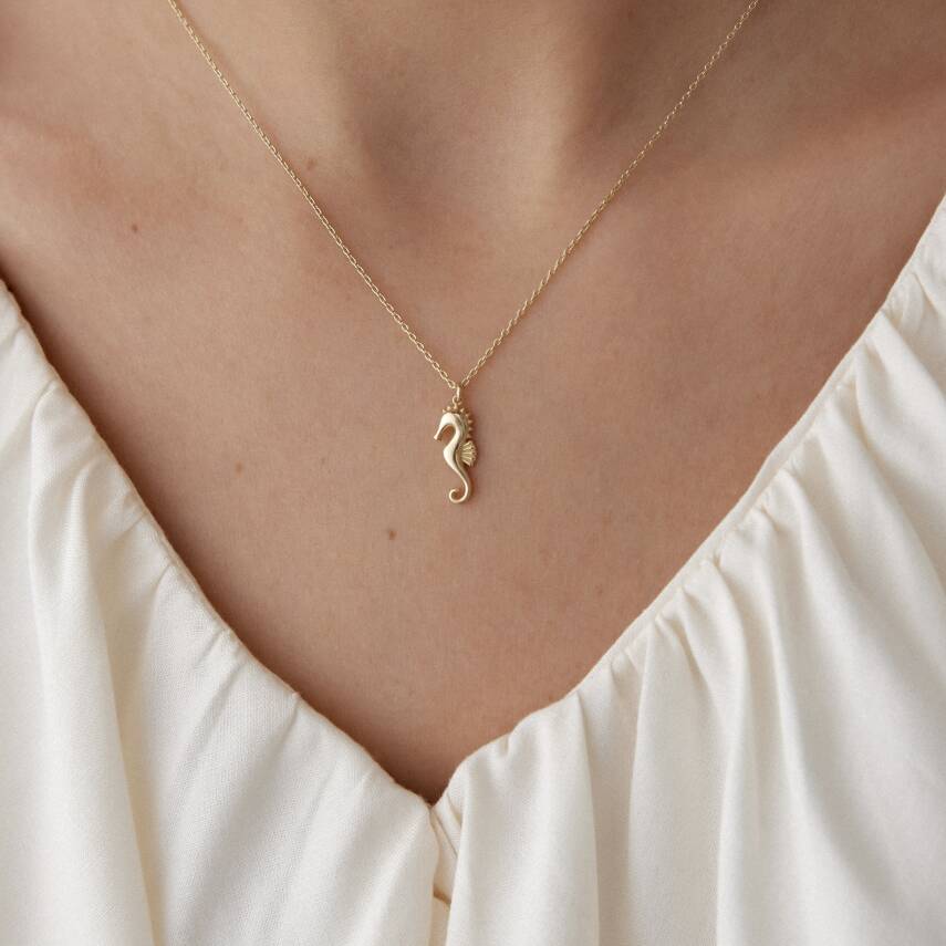 Altın Minimal Denizatı Kolye - Semih Haşhaş Kuyumculuk (1)