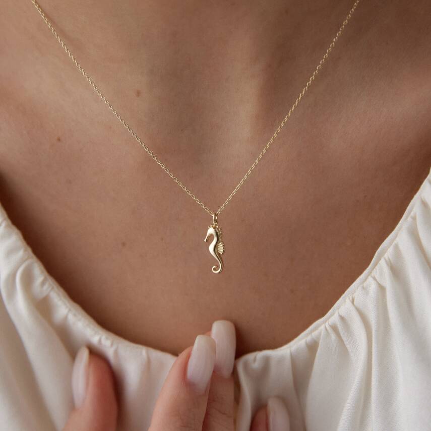 Altın Minimal Denizatı Kolye - 4