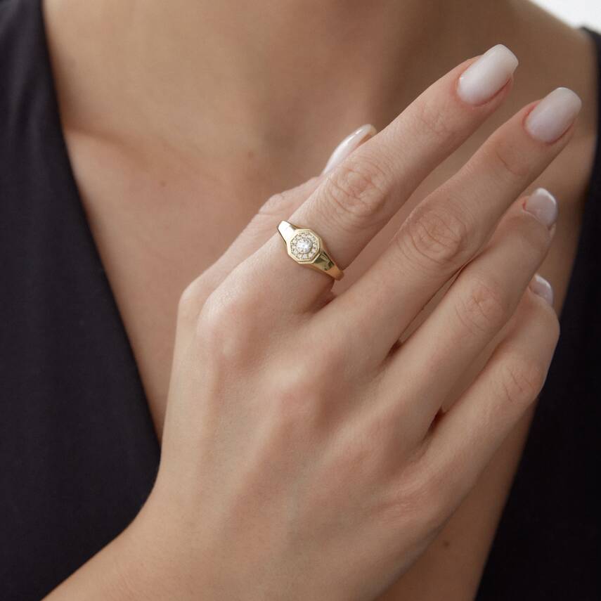 Altın Ortası Taşlı Madalyon Yüzük - Semih Haşhaş Kuyumculuk (1)