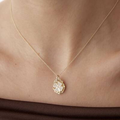 Altın Saklı Yonca Kolye - 1