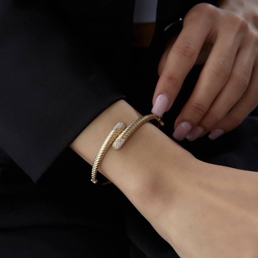 Altın Taşlı Burgu Tasarım Kelepçe - Semih Haşhaş Kuyumculuk