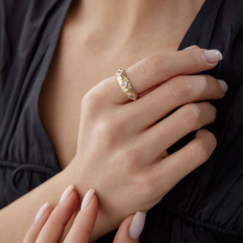 Altın Taşlı Geometrik Luna Yüzük - Semih Haşhaş Kuyumculuk (1)