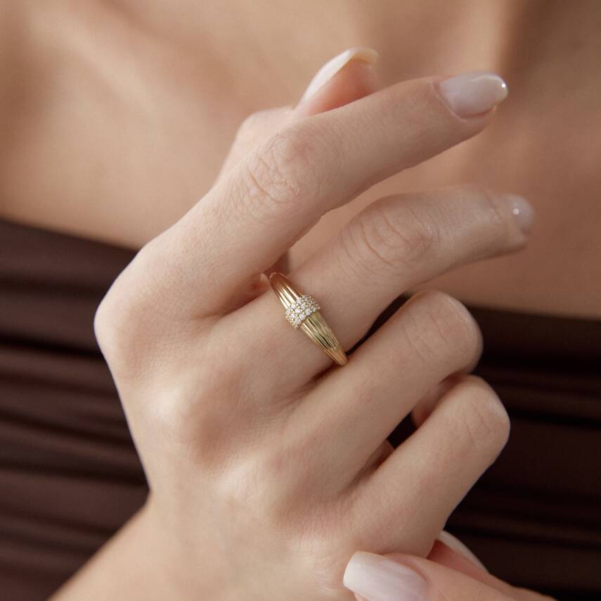 Altın Taşlı Minimal Boğum Yüzük - Semih Haşhaş Kuyumculuk