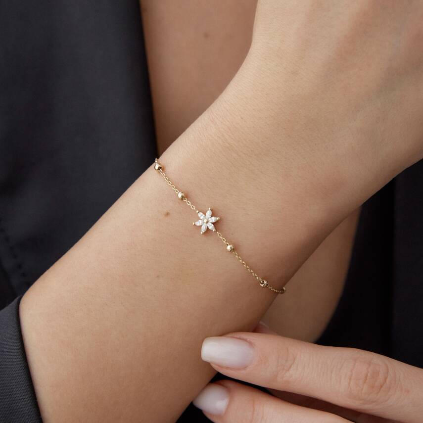 Altın Taşlı Minimal Çiçek Altın Bileklik - Semih Haşhaş Kuyumculuk (1)