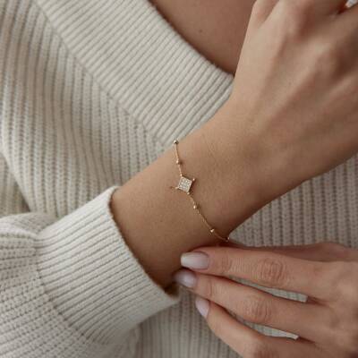 Altın Taşlı Minimal Kare Bileklik - 1