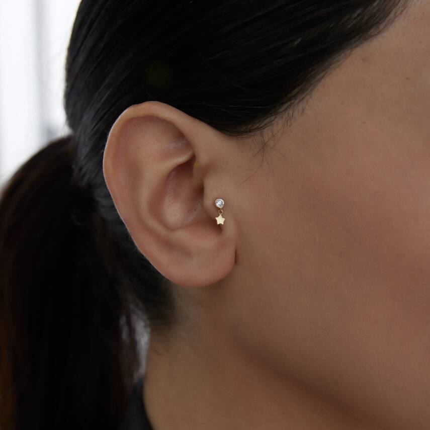 Altın Taşlı Yıldız Sallantılı Tragus Piercing - Semih Haşhaş Kuyumculuk