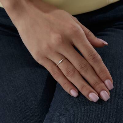 Altın Üç Taşlı Burgu Yüzük - 2