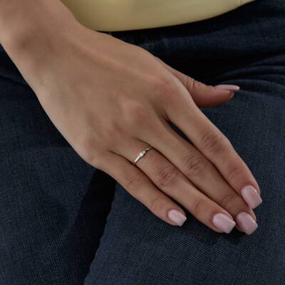 Altın Üç Taşlı Minimal Yüzük - 3