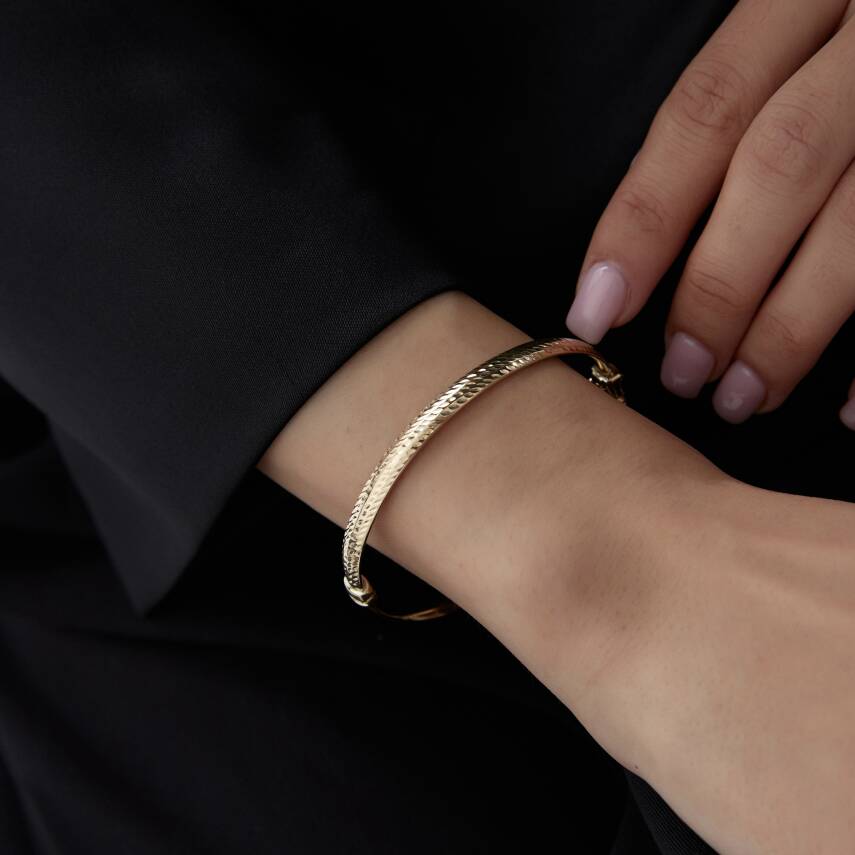 Altın Yaprak Desenli Kelepçe - Semih Haşhaş Kuyumculuk