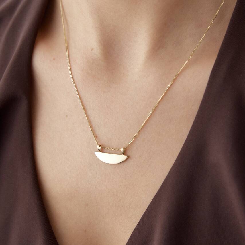 Altın Yarım Daire Plaka Kolye - Semih Haşhaş Kuyumculuk (1)