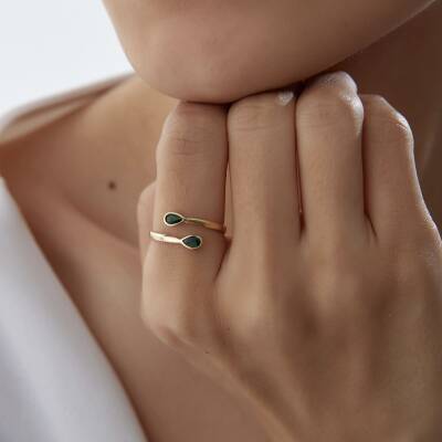 Altın Yeşil Damla Taşlı Sarmal Yüzük 