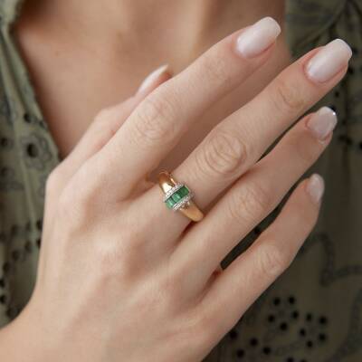 Altın Yeşil Taşlı Boğum Yüzük 