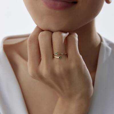 Altın Yeşil Taşlı Çapraz Yüzük 