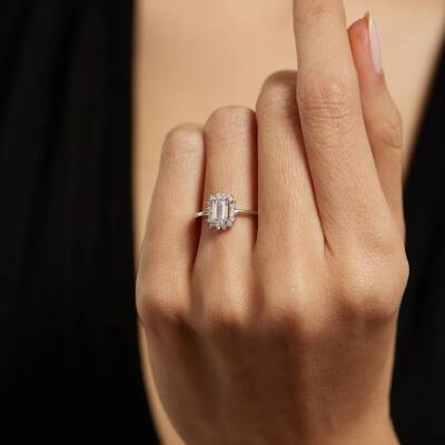 Baget Taşlı Beyaz Altın Yüzük - 1