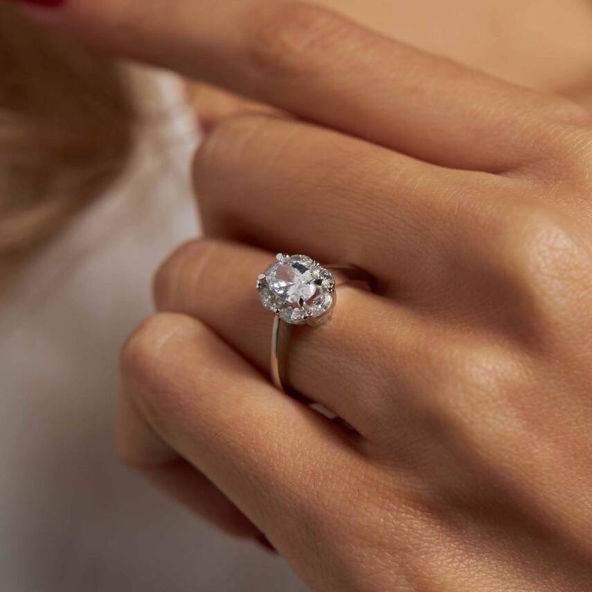 Baget Taşlı Oval Altın Yüzük - Semih Haşhaş Kuyumculuk