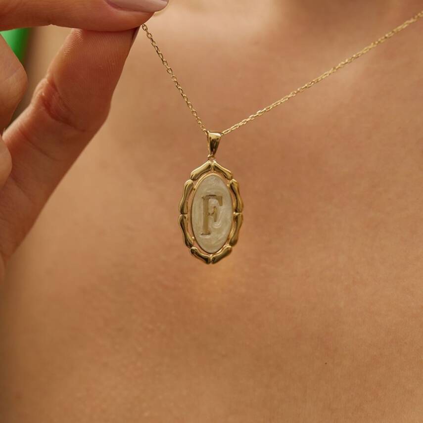 Beyaz Mineli Harf Altın Kolye - 4