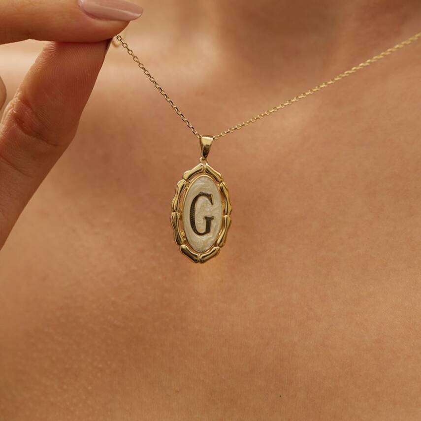 Beyaz Mineli Harf Altın Kolye - 9