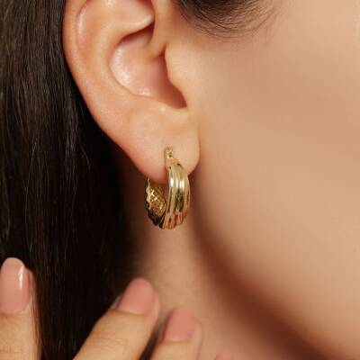 Bombeli İstiridye Halka Altın Küpe - 1