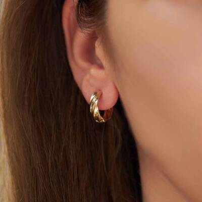 Burgu Detaylı Halka Altın Küpe - 1