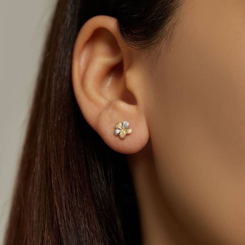 Çift Renkli Minimal Çiçek Altın Küpe - Semih Haşhaş Kuyumculuk