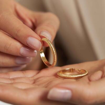 Desenli Halka Altın Küpe - 2