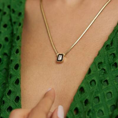 Dikdörtgen Baget Taşlı Altın Kolye - 1