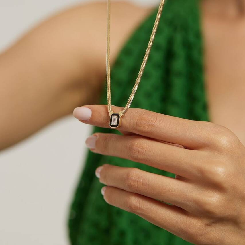 Dikdörtgen Baget Taşlı Altın Kolye - 2