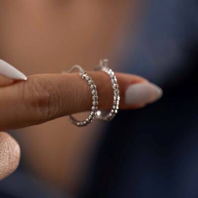 Dorika Toplu Beyaz Altın Halka Küpe - 2