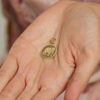 Fil Figürlü Madalyon Altın Kolye Ucu - 2