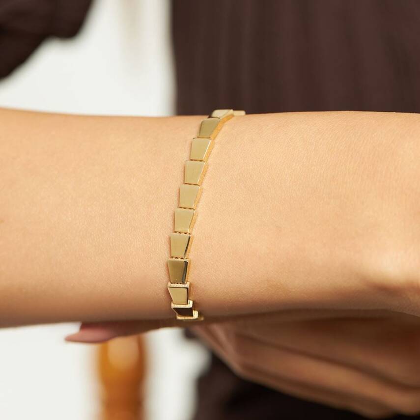 Geometrik Formlu Plaka Altın Tasarım Bileklik - Semih Haşhaş Kuyumculuk
