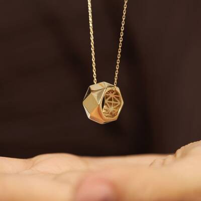 Geometrik Tasarımlı Altın Zincir Kolye - 3