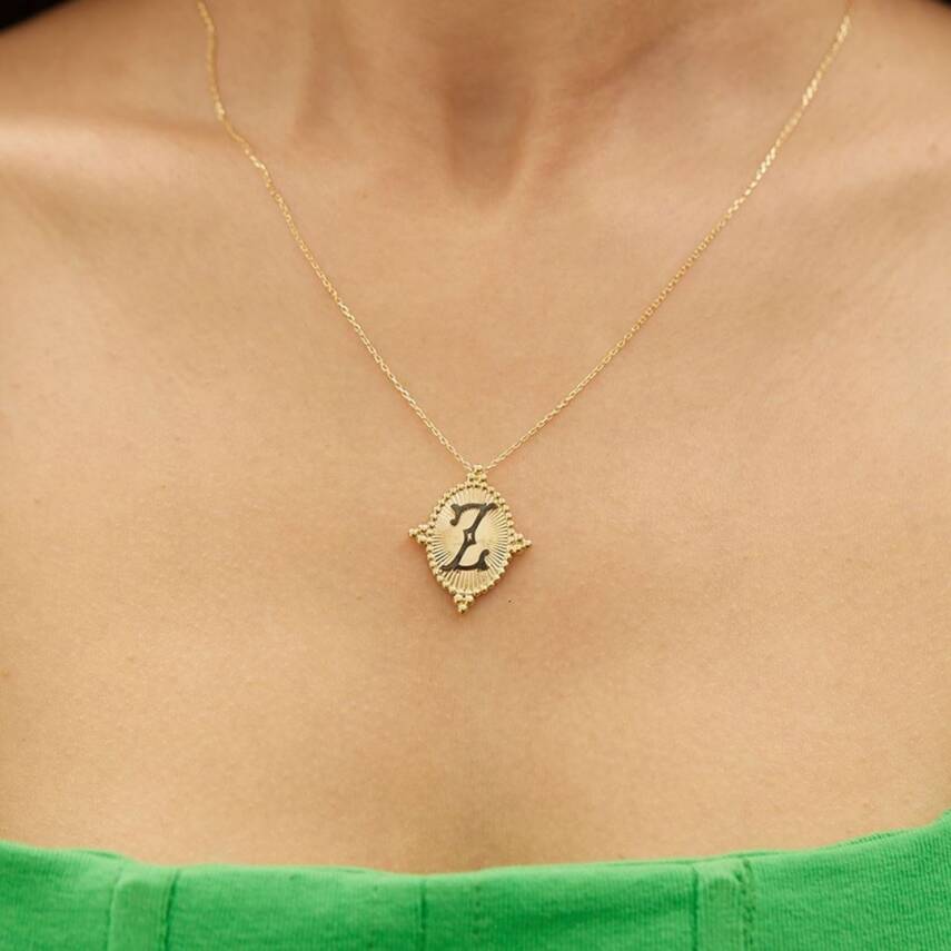 Kalemli Plaka Harf Altın Kolye - 5