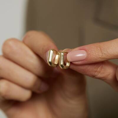 Kalemli Yonca Sallantılı Altın Küpe - 3