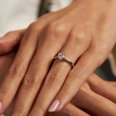 Kalp Tektaş Beyaz Altın Yüzük - 1