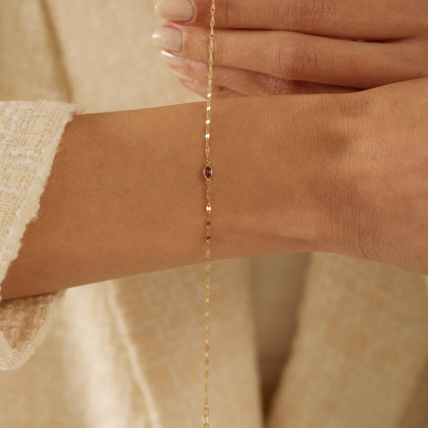 Kırmızı Taşlı Minimal Altın Bileklik - Semih Haşhaş Kuyumculuk (1)