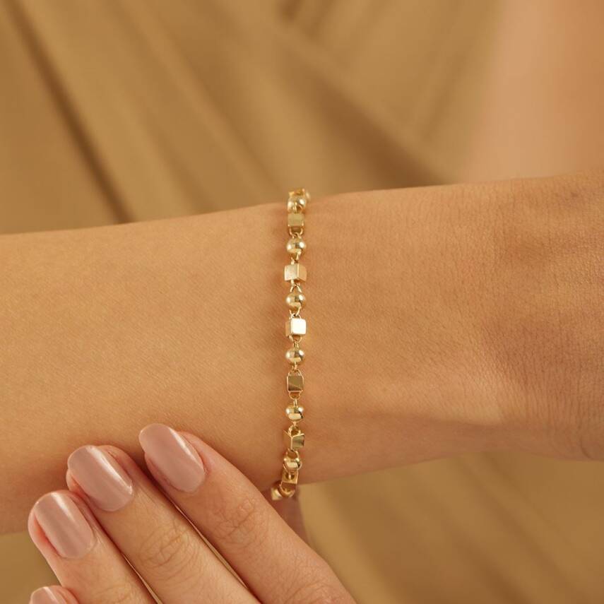 Küp Ve Yuvarlak Tasarımlı Altın Zincir Bileklik - 1