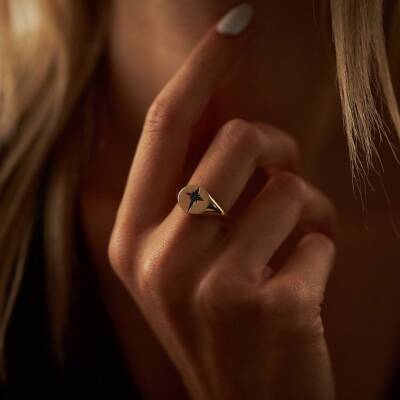 Kuzey Yıldızı Siyah Taşlı Şövalye Altın Yüzük - 1