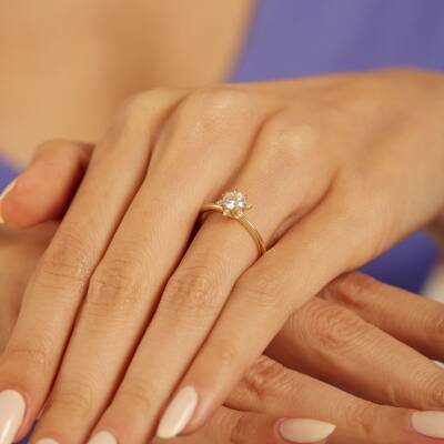 Lotus Model Tektaş Altın Yüzük - 2