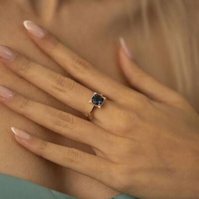 Mavi Kare Taşlı Altın Yüzük - 1