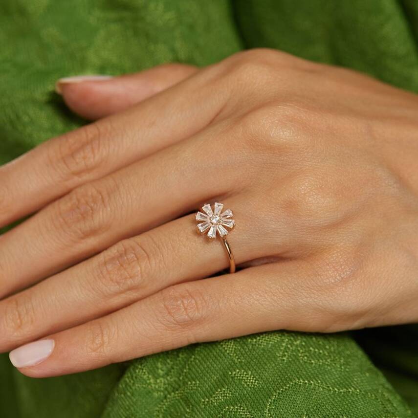 Mini Baget Taşlı Güneş Altın Yüzük - Semih Haşhaş Kuyumculuk