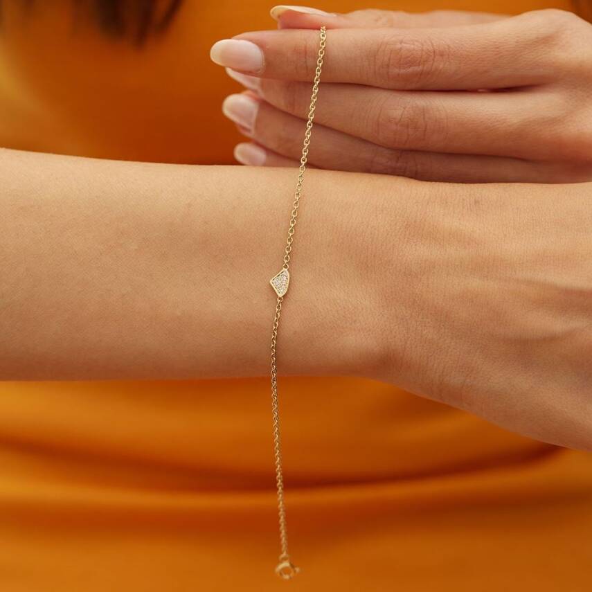 Minimal Elmas Motifli Taşlı Altın Bileklik - Semih Haşhaş Kuyumculuk