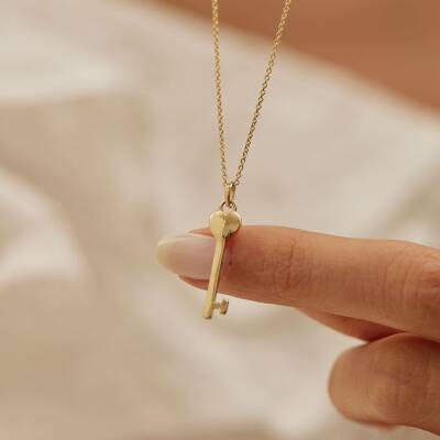 Minimal Kalp Anahtar Altın Kolye - 3